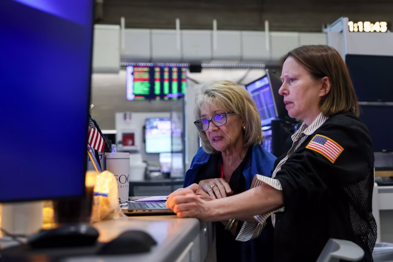 Equity Markets Slide as Treasury Yields Hit Two-Decade Highs and Dollar Gains Ground